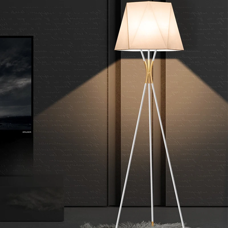 
European hot creative shape living bed hotel room decoration light luxury tripod floor lamp 