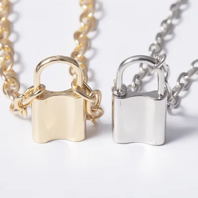 

2020 European Fashion Gold Plating Chunky Chain Lock Pendant Anklet Geometric Lock Ankle Bracelet for Women