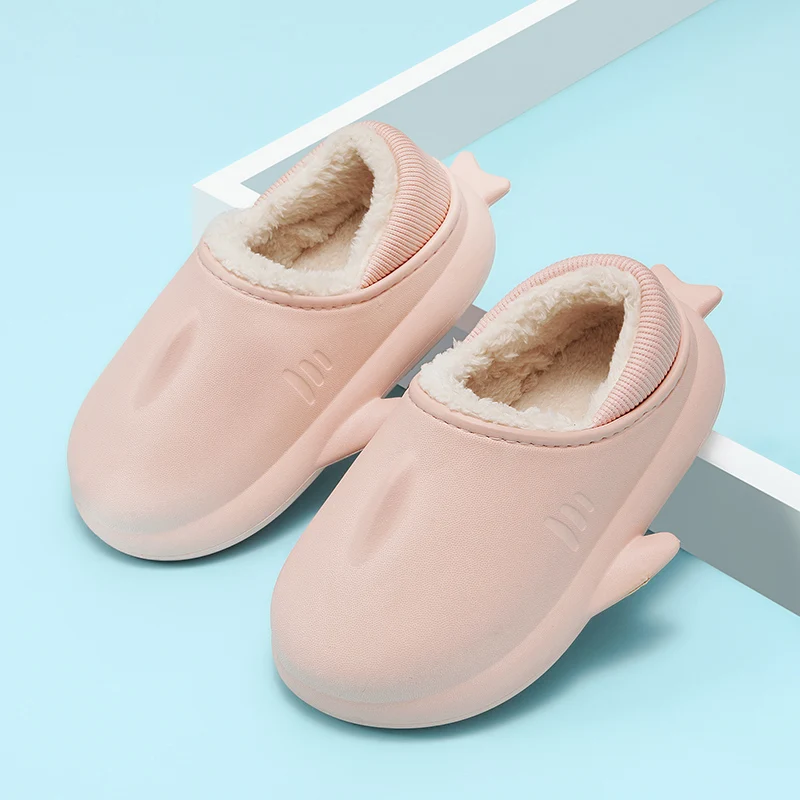 

Autumn and winter new burst cute cartoon shark waterproof warm children cotton slippers, 5 color