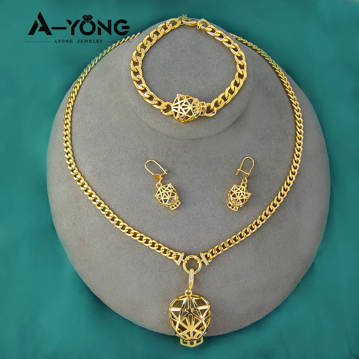 

Wholesale Ayong Jewelry Panther Jewelry Cuban Link Chain Brass Gold Plated Jewelry Set for Women