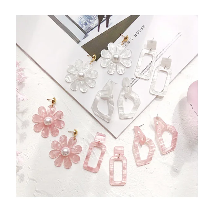 

Wedding Jewelry korean trendy earings Designs Dangle Statement Earrings Korea Fashion Pink Resin Beaded Drop Earrings For Women