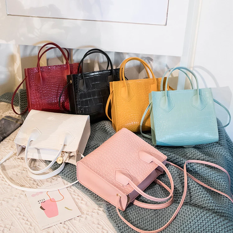 

Qetesh Stylish Crocodile PU Handbag Classical Style Women Chic Lock Mini Hand Bags Shoulder Bag Tote For Ladies