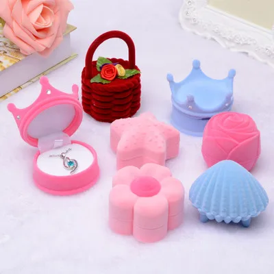 

Artilady Shell Ring Display Organizer Earring Necklace Velvet Ice Cream Shape Wedding Jewelry Packing Boxes