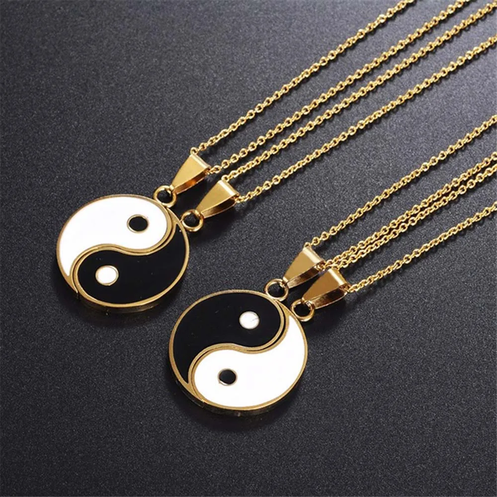 

2Pcs/Set Gold Sliver Alloy Yin Yang Pendant Puzzle Piece Necklace Birthday Jewelry Gifts For Couple Or Best Friends Unisex