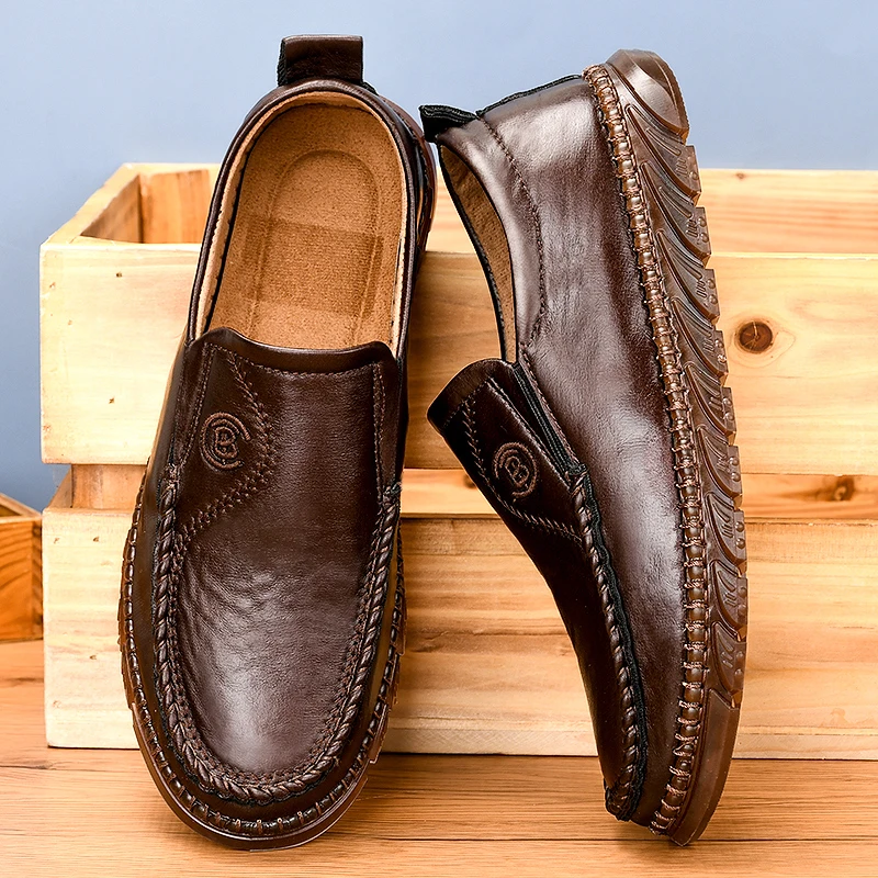 

2168 Stylish Lightweight Training Anti-Slip Shoes Sneaker Man Black Office Shoes Men Leather Running