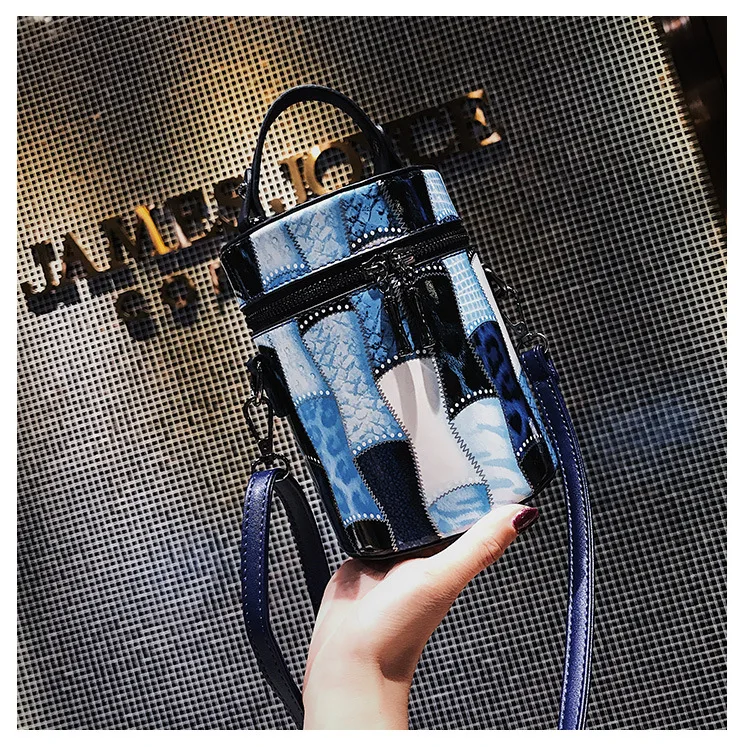 

High Quality PU Leather Chain Shoulder Bag Designer Rivets Handbag Personalized Bucket Bag, As photo