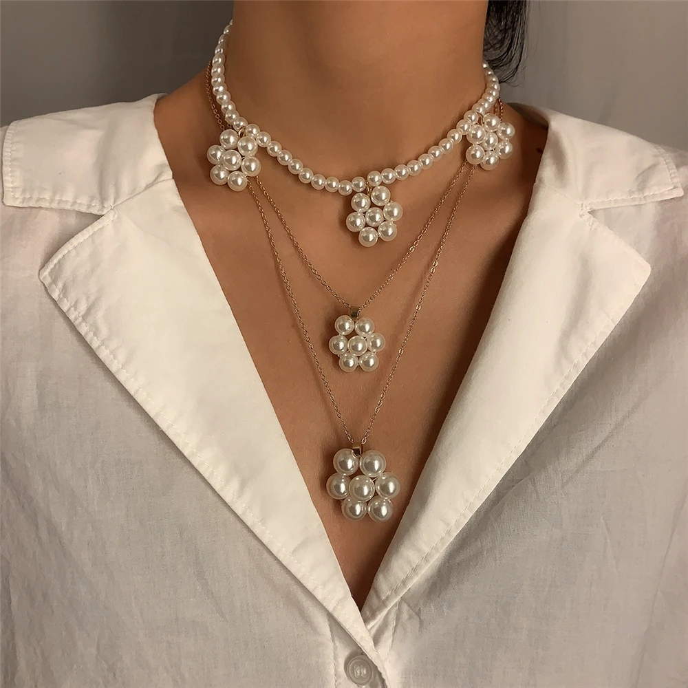

Temperament tassel long beaded necklace, versatile handmade geometric imitation pearl flower necklace, White / gold