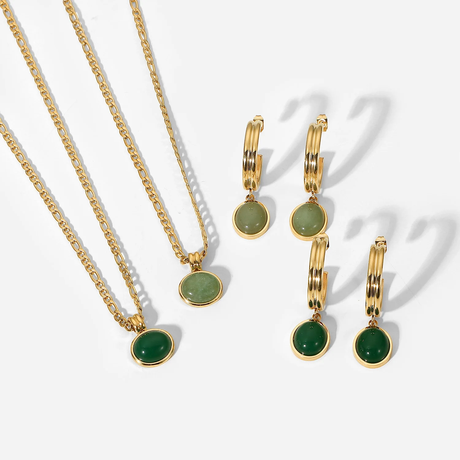 

14k Gold Pvd Plated Stainless Steel Jewelry Sets CC Shaped Green Agate Pendant Necklace Hoop Earrings For Women