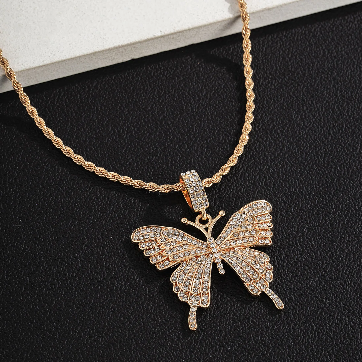 

SHIXIN Bohemia Twist Rope Chain Iced out Jewelry Big Butterfly Necklace Women CZ Bling Bling Shiny Butterfly Shape Necklace, Gold,silver