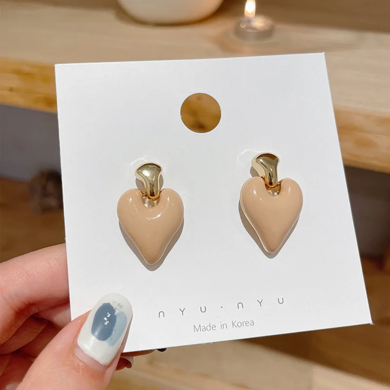 

new statement beige fancy resin heart earrings