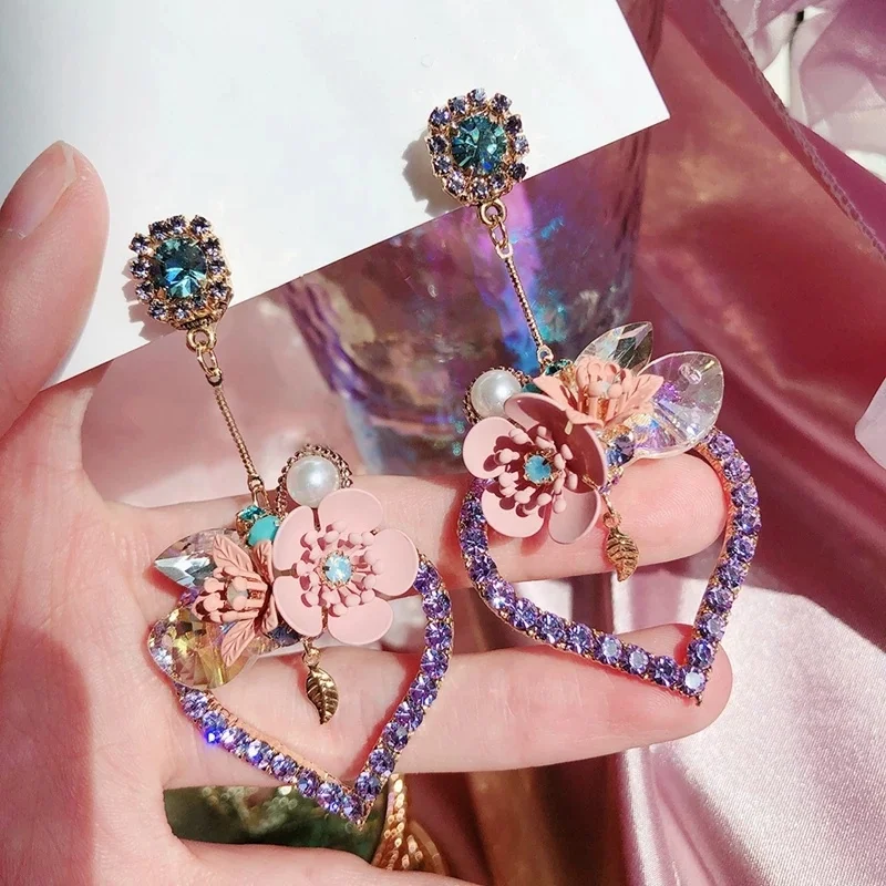 

Kaimei Elegant Crystal Flower Brincos Pendientes Jewelry Korean Luxury Rhinestone Hollow Heart Drop Earrings For Women, Many colors fyi