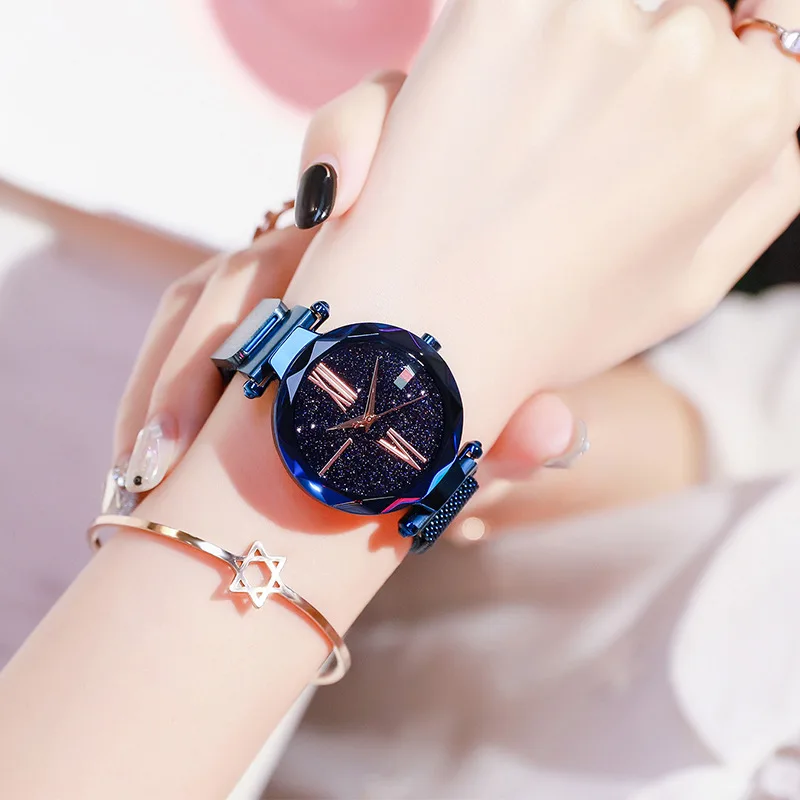 

2021Starry magnet buckle watch female net red explosion with the same Korean fashion trend waterproof simple quartz watch female, Multi colors