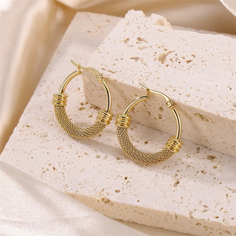

Elegant Stainless Steel Hoop Earrings with 18k Gold Mesh Chain Detail for Women