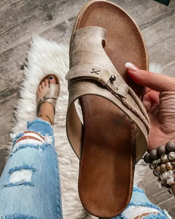 

plus size women leather thongs sandals, Customized color
