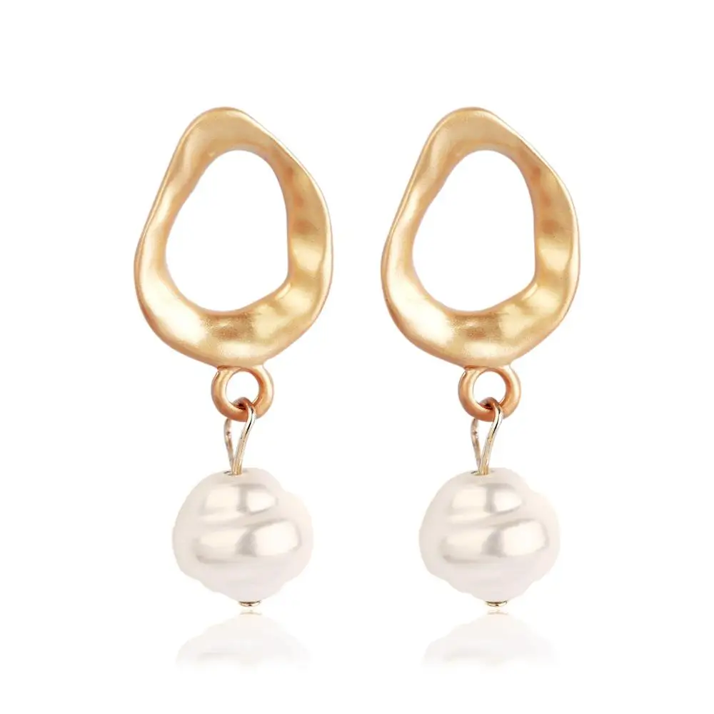 

C&J Fashion Jewelry Natural Freshwater Pearl Earrings For Women, Picture