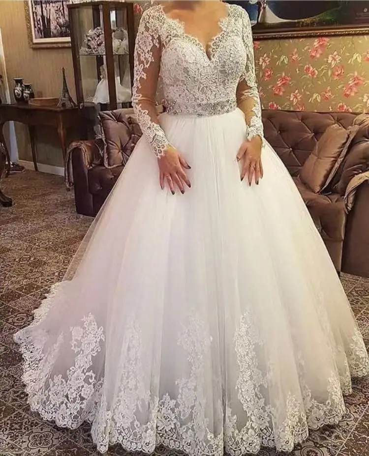 

A Line Ivory Tulle and Lace Long Sleeve Wedding Dress Bridal Gown with Beading