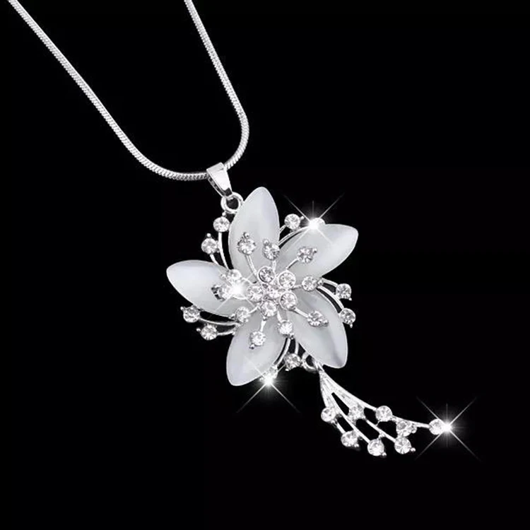 

Personalized luxury floral sweater chain long fashion pendant necklace for women