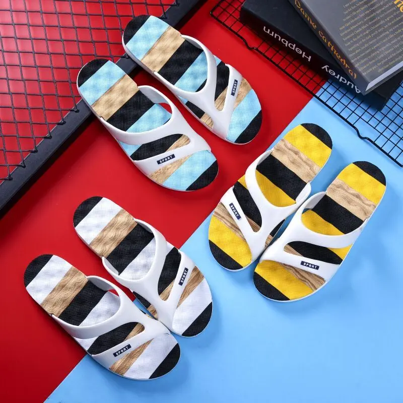 

2021 Wholesale new summer men's sandals large size flat shoes men's stripe beach flip-flop slippers, As pictures