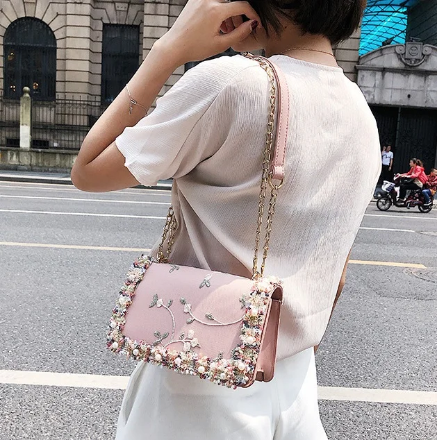 

Summer And Autumn Ins Style Korean Version Pearl edge Women Hand Bags Chain Crossbody Bag Purses And Handbags For Women luxury, 3 colors