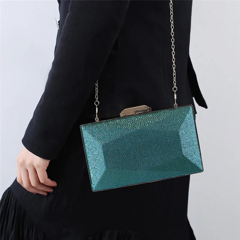 

2021 New three-dimensional geometric dinner bag gradient color satin banquet handbag for women, Picture