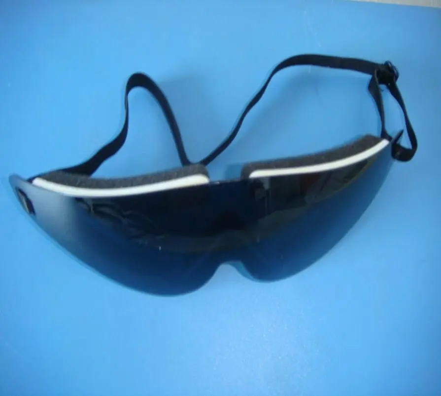 

For protection of cataract and glaucoma after operation and to prevent strong light irradiationl clear safety glasses