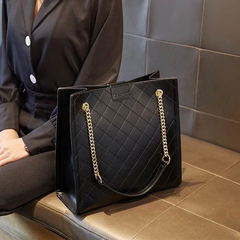 

New fashion pu leather totes shoulder bag female messenger bags crossbody Rhomboid underarm bag waterproof