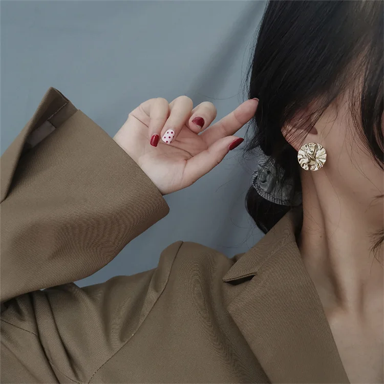 
Manufacturers Supply Trendy Circular Texture Earrings Jewelry Studs Ladies Earrings Jewelry 