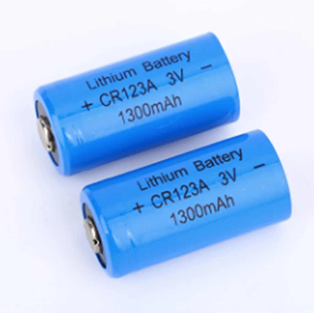 Батарея литиум 3v. Cr123a 1500mah 3v аккумулятор. Аккумуляторная батарейка cr123. Литиевая аккумуляторная батарея 3.7 вольт.