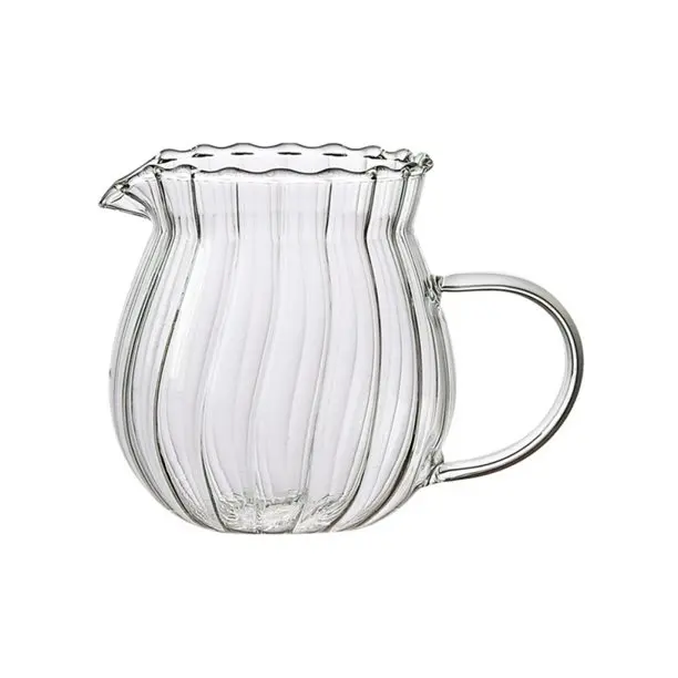 

Hand Blown Heat Resistant Borosilicate Clear Striped Glass Milk Jug for Iced Water Juice Red Wine and Beer Using