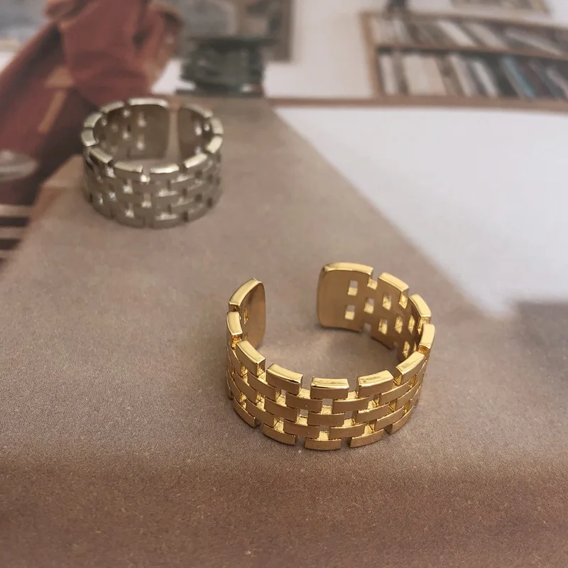 

Open ring female minimalist niche adjustable fettuccine hip hop