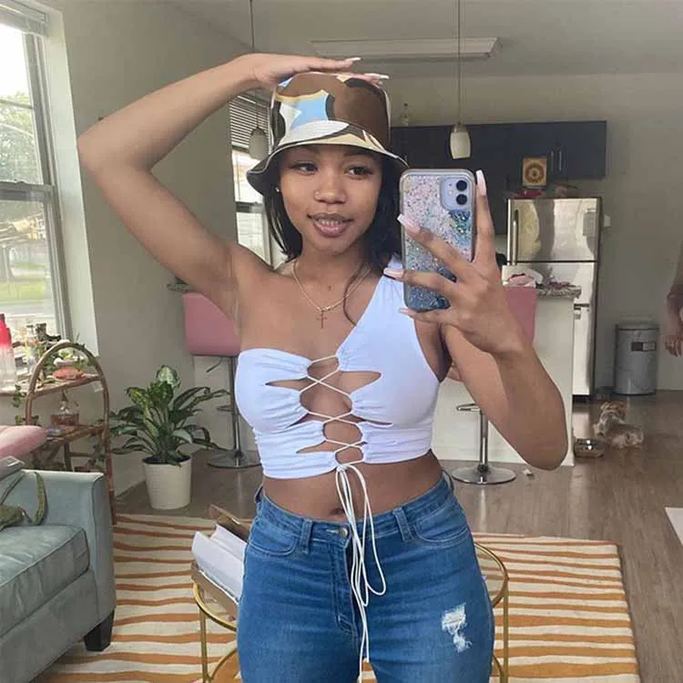 

2021 Summer Hollow Out Cross Belt Tie Wrap One Shoulder Sexy Crop Top Women Cut-out Drawstring Woman Tops Fashionable, Black,beige