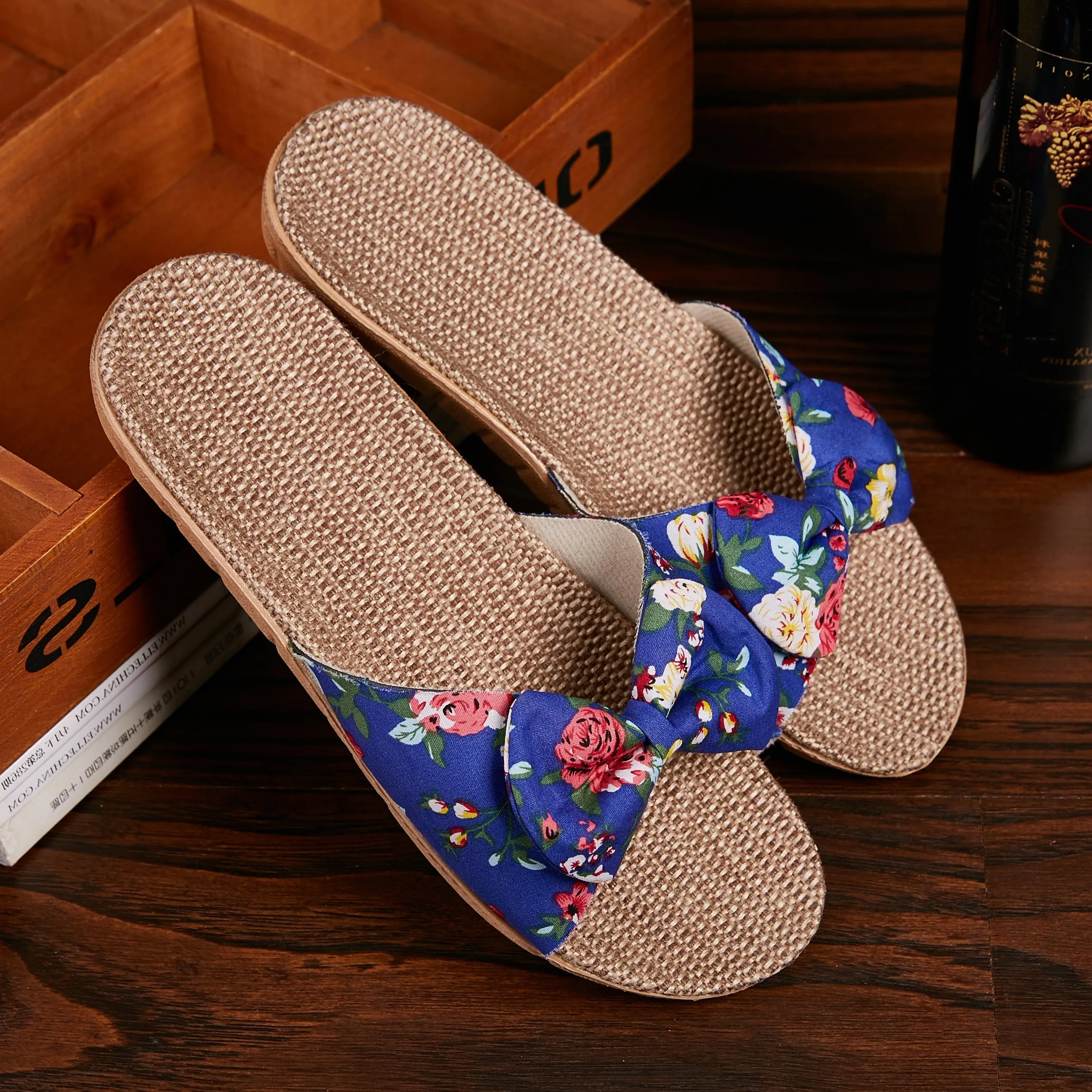 

New high quality anti-slip wear-resistant women casual indoor bathroom eva slippers