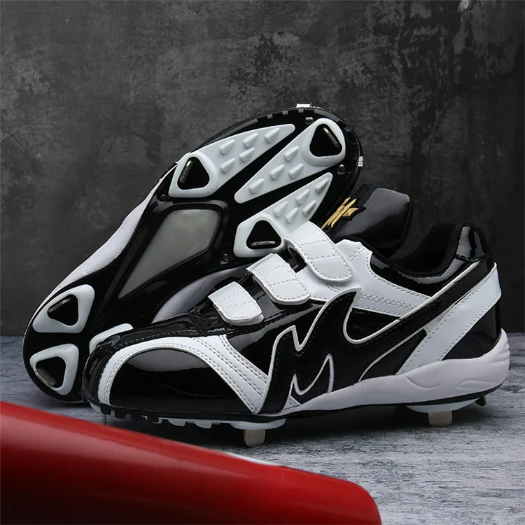 Hard steel spiked baseball field shoes and softball shoes