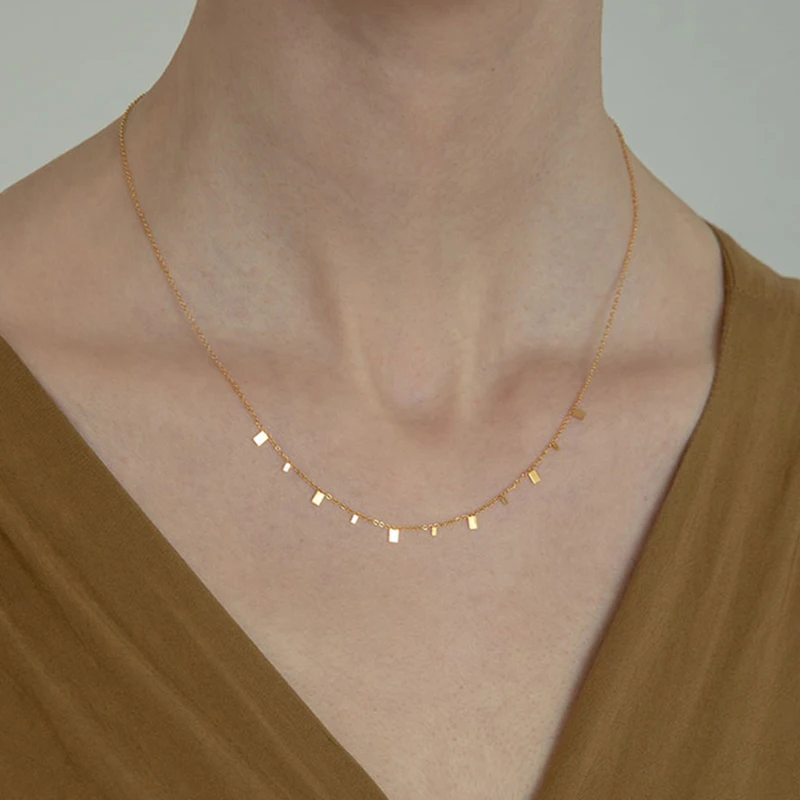 

Round Circle Small Charm Gold Necklaces Waterdrop Rectangle Titanium Steel Choker Necklaces for Women Dainty Necklace Minimalist