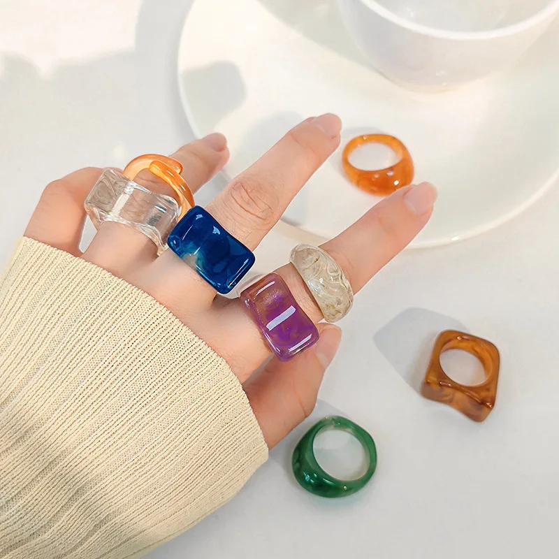 

Hainon 2021 summe Green Plastic Resin rings women Jewelry Ring Vintage Style Jewelry Engagement Ring, Multi color