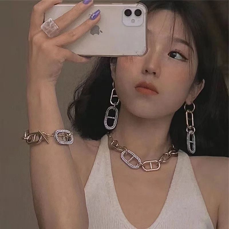 

Ladies Buckle Square Pig Nose Necklace Fashion Thick Chain Punk Necklace Trend Bracelet Party Jewelry Gift, Customized color