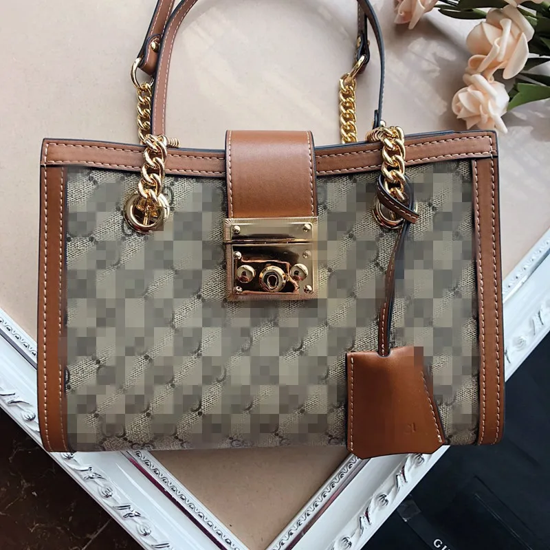 

3 colour Fashion classic presbyopia can be portable and shoulder bag