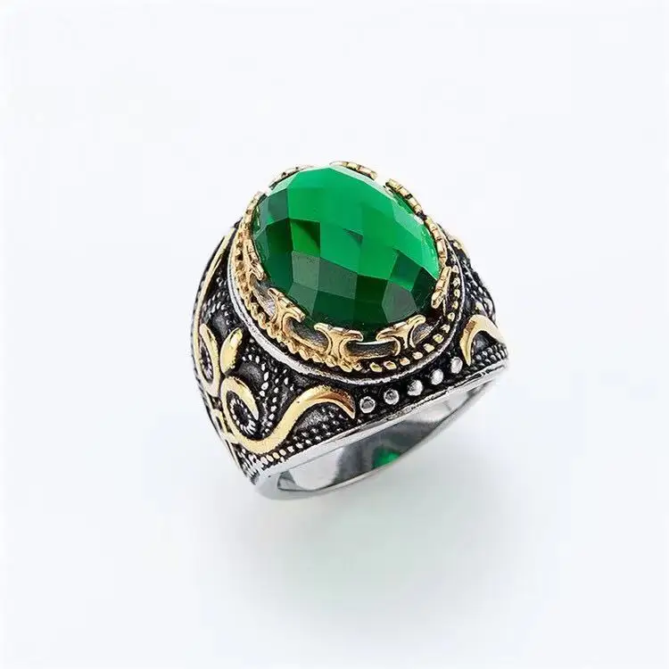 

Trendy brand fashionable green gem ring retro court style ring European and American popular stainless steel jewelry