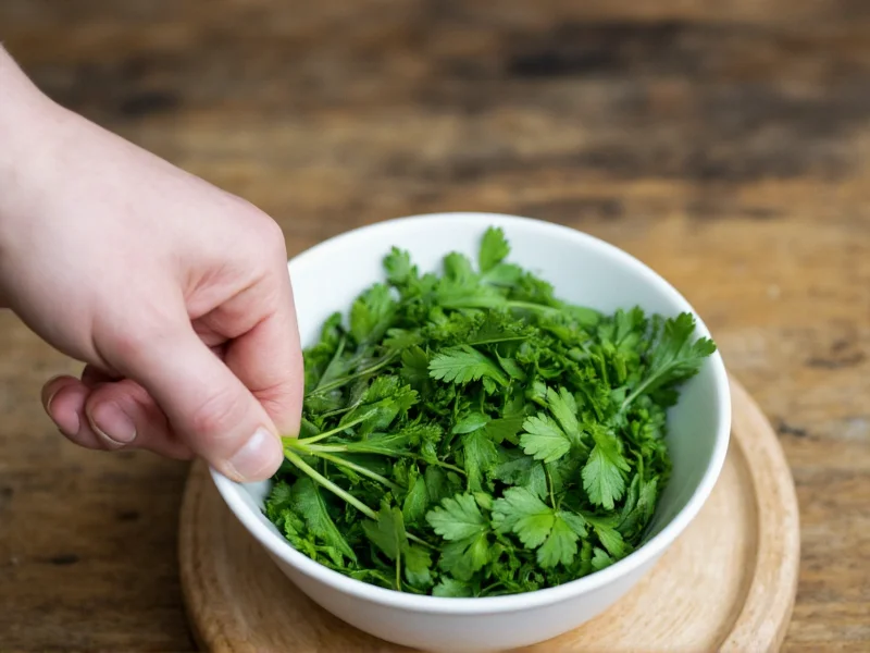 How to Dry Fresh Parsley: 4 Effective Methods