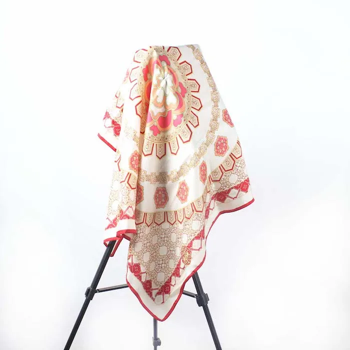 

100% Silk Scarves Printing Service Designer foulard en soie Women Square Custom Silk Scarf with Logo