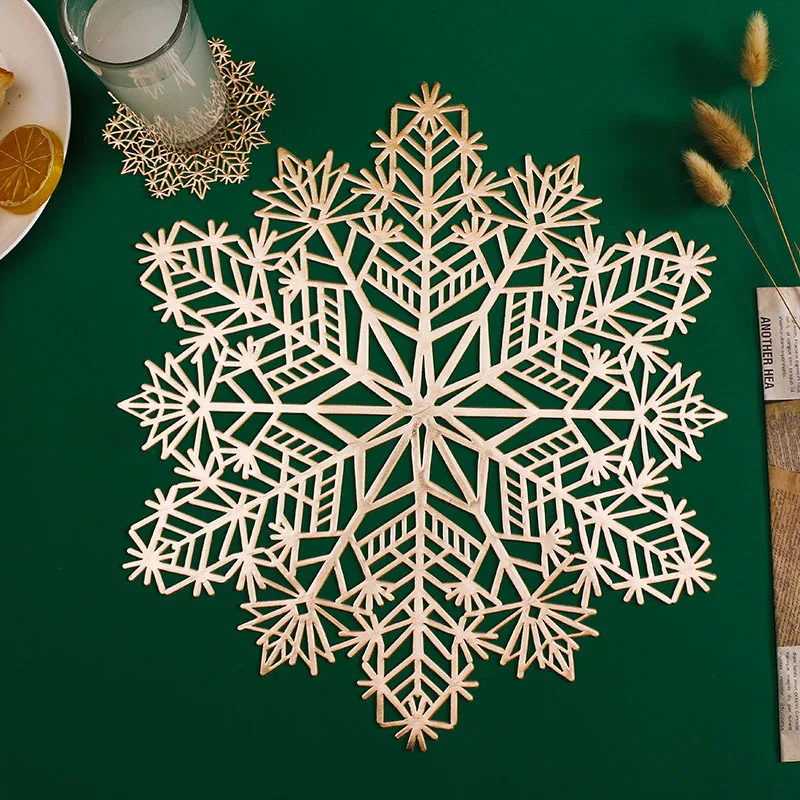 

Christmas snowflake place mat and coasters