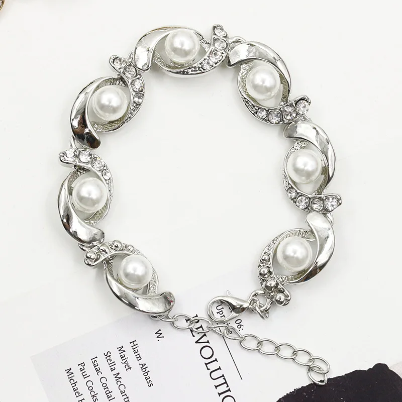 

Hot Sales Individualized Creativity Bracelet Shiny Rhinestone Bangle Bracelet Imitation Pearl Alloy Bracelet For Women Wholesale