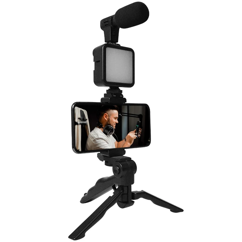 

Vlog Kit with Microphone and Light