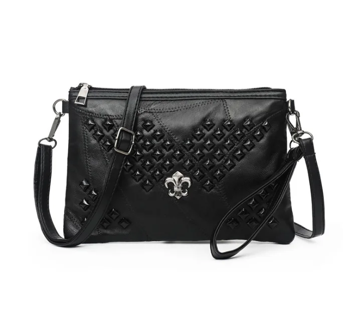 

Women's leather tassel handbag fashion rivet shoulder bag, Purple, black, white, black