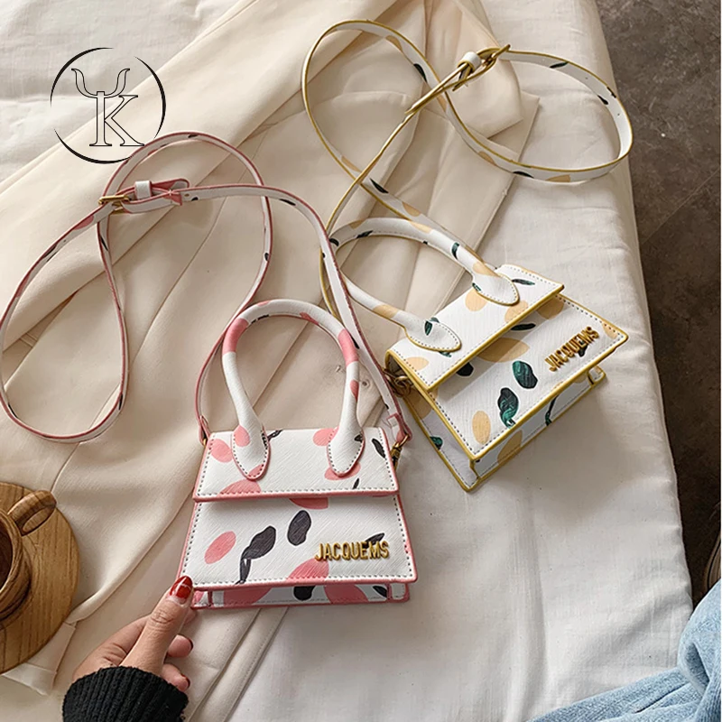 

Small Printing Handbags Women Luxury Hit Color Hand Purses Ladies Crossbody Bags Metal Letter Messenger Bags Female Small Tote