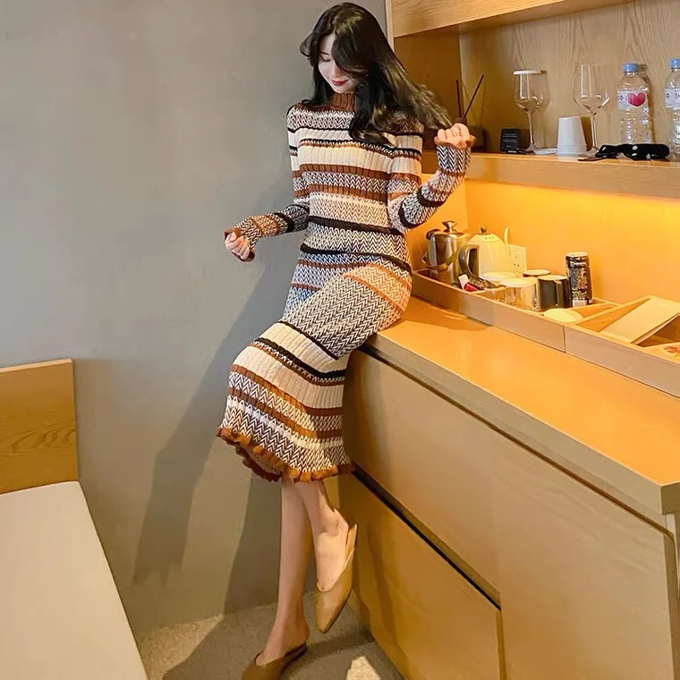 

2022 Spot New Products Elegant Casual Wear Temperament Slim Knit Fashion Color-blocking Sweater Base Dresses, Customized color