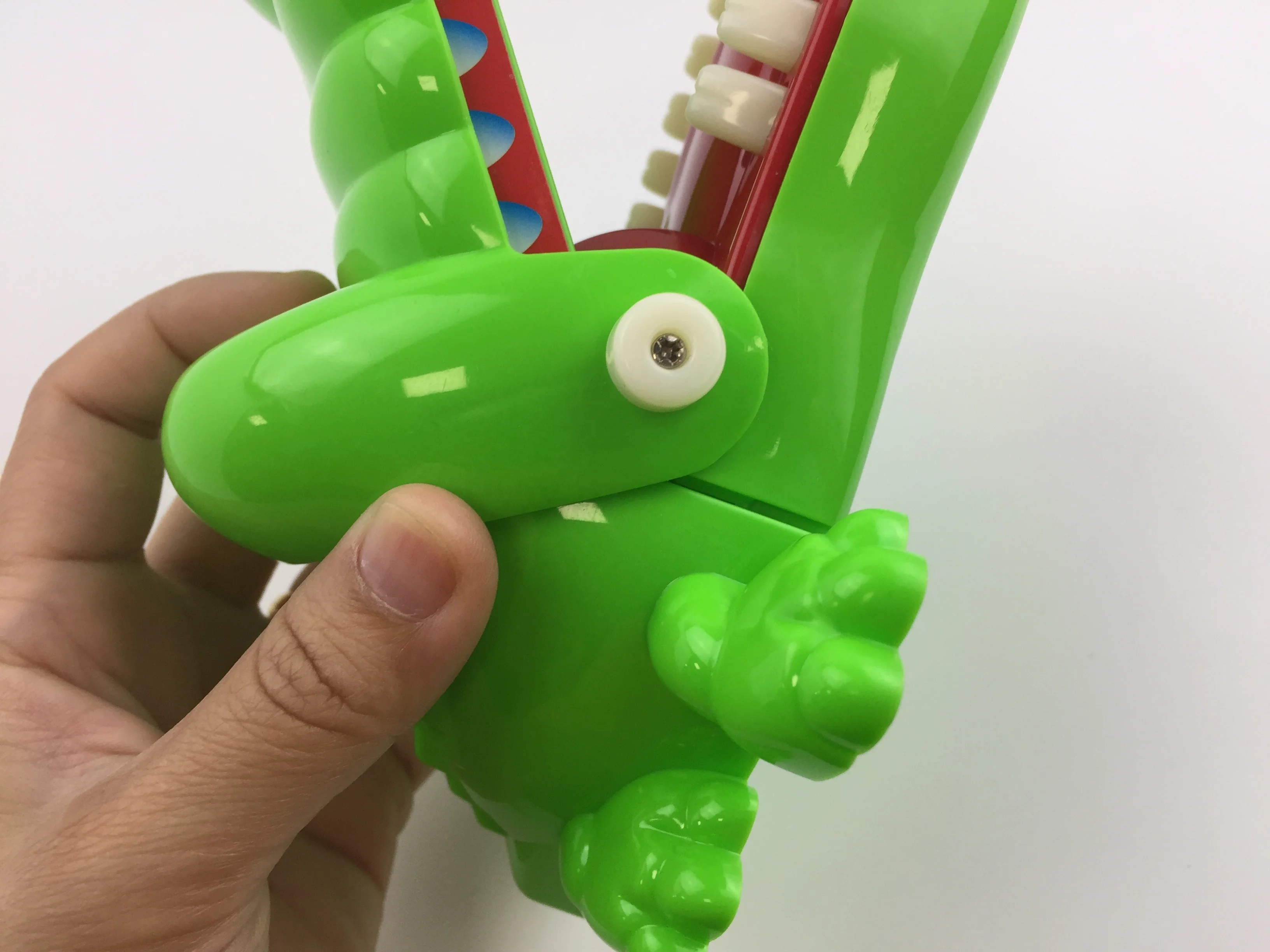 
Classic Snappy Crocodile Bite Toy Dentist Game Catch Me Flashing Eyes Evil Laugh Toy for Kids 