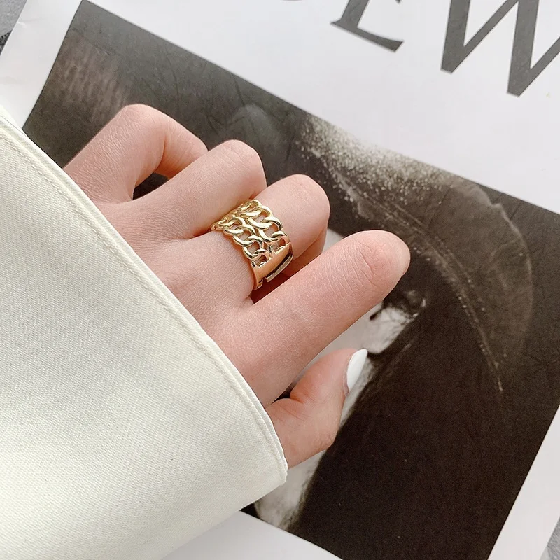 

Metal Round Hollow Mesh Open Ring 2020 New Stackable Geometric Retro Minimalism Gold Silver Wide Personality Ring Female Jewelry