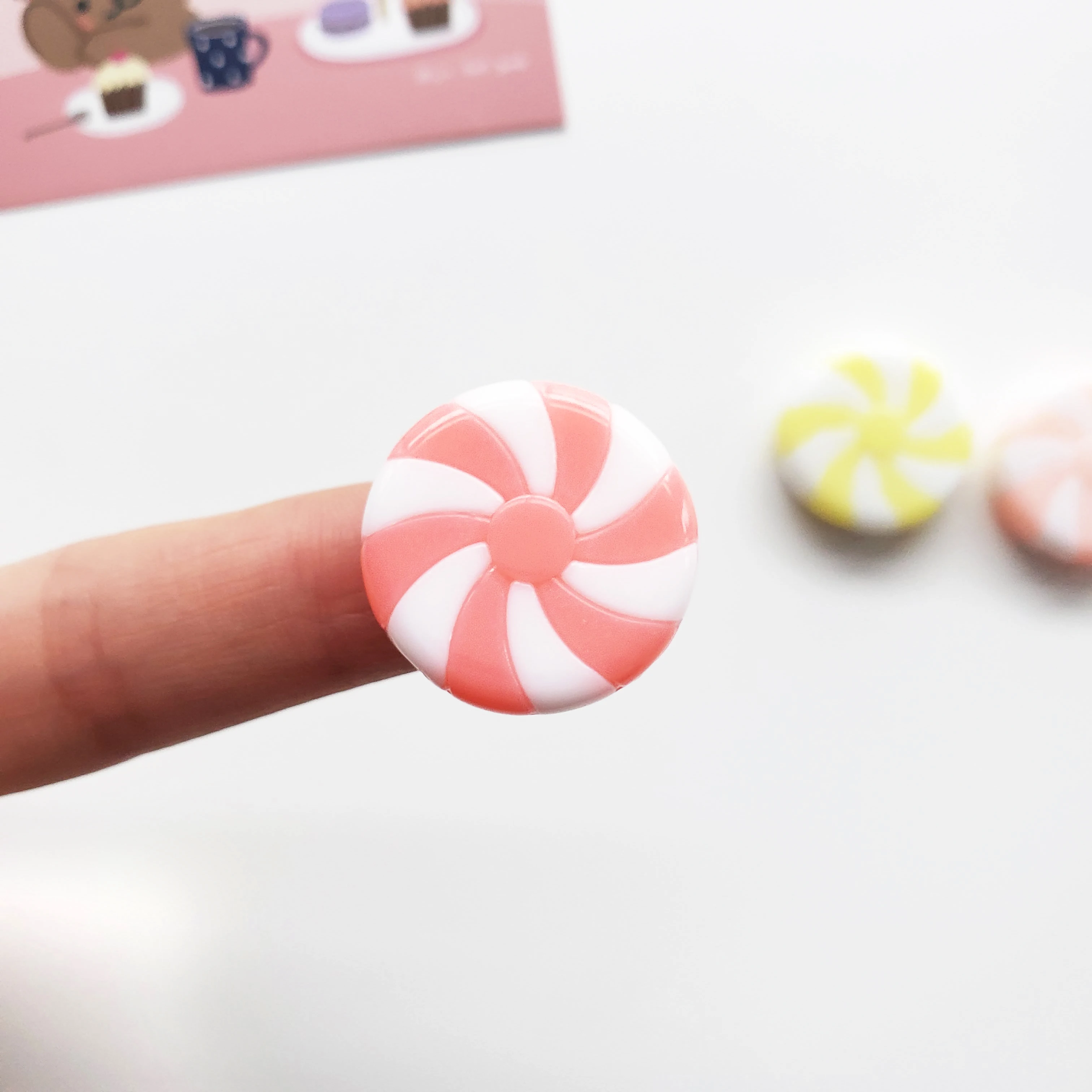

Peppermint Swirl Candy Flat Round Acrylic Beads 23mm x 7mm Pink and White Candy Swirl Charm Pendant for Girls Jewelry Making, Various(can select)
