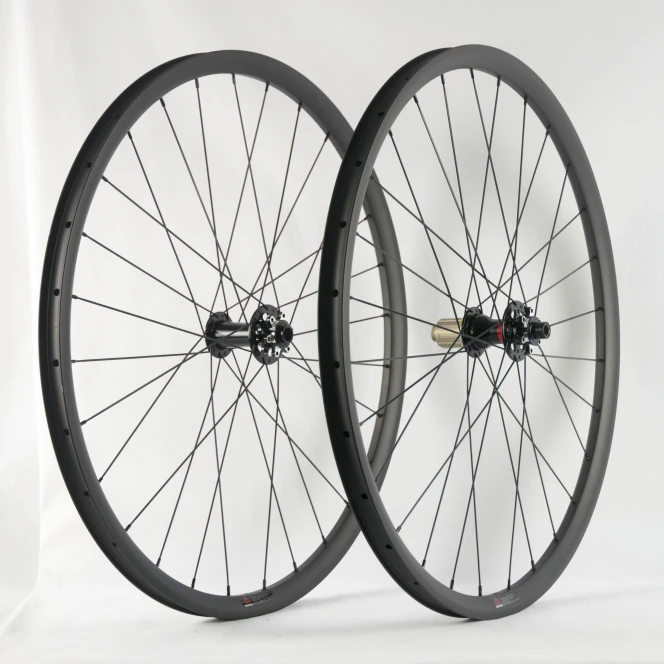 

TB2312 Windx KING 29er Carbon MTB Asymmetric Wheelset 35mm Width 28mm Depth Cross Country Wheels, Black